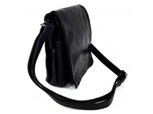 Κομψή ανδρική τσάντα με καπάκι