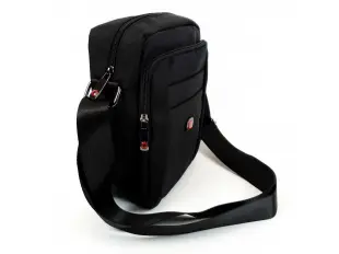 Μαύρη άνετη ανδρική τσάντα