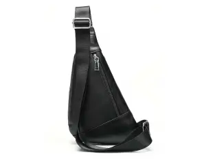 Λεπτή δερμάτινη τσάντα χιαστί