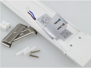 Επίπεδη λάμπα LED με ψυχρό λευκό φως 120cm - φθορισμού διπλής σειράς 