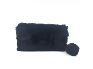 Μαύρο πορτοφόλι με χνούδι Μαύρο πορτοφόλι με χνούδι