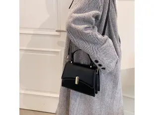 Μαύρη τσάντα χειρός - Kolisa