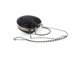 Γυαλιστερή μαύρη τσάντα - καρδιά