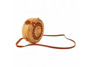 Στρογγυλή τσάντα χειρός από ρατάν